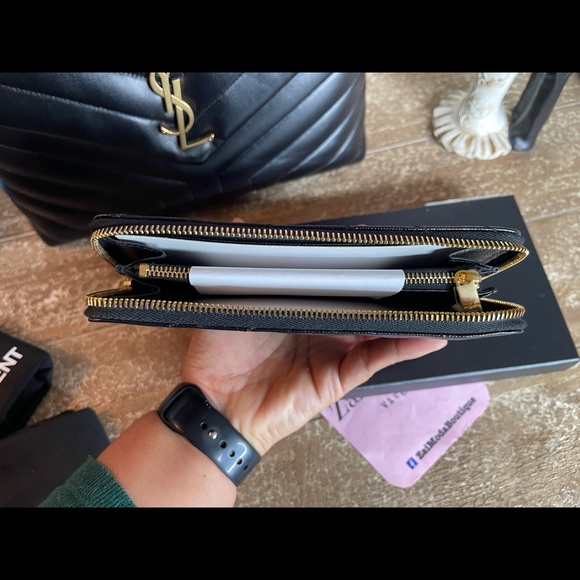 ♥️SOLD♥️ YSL Lou Lou Medium Bag Set - Picture 11 of 16